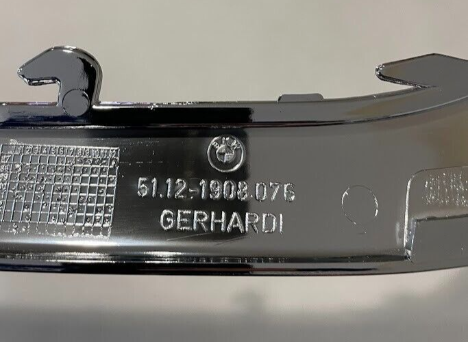 BMW Rear Right Bumper Chrome Trim - 51-12-1-908-076 - For BMW E32 740i, 735i
