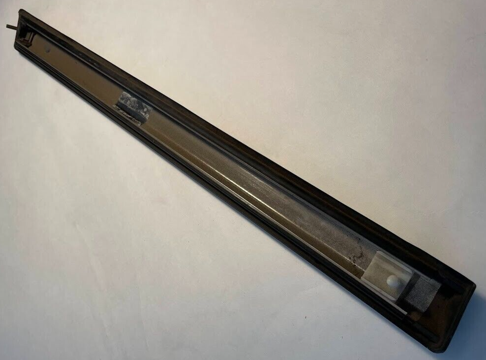 Rear LH Fender Molding - 51-13-1-876-133 - For BMW 325, 325e, 325es, 325i & More