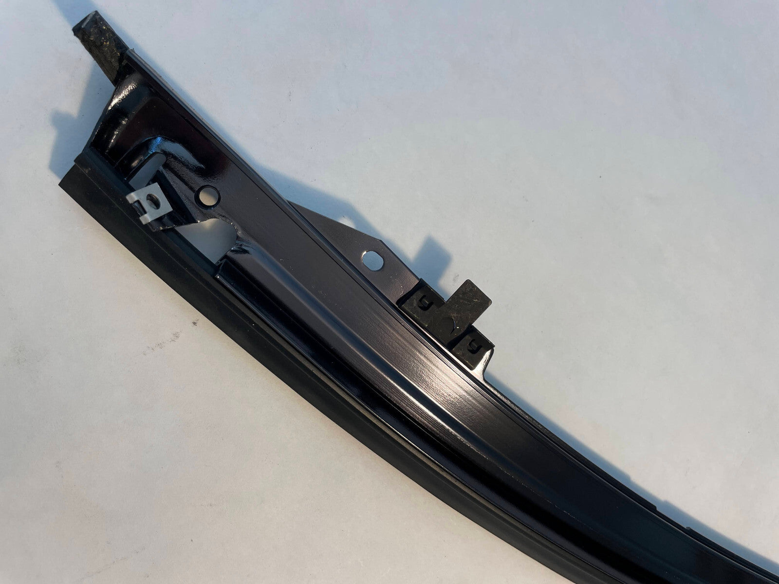 Mercedes-Benz Windshield Upper Garnish Molding - 129-670-04-21 - For MBZ 300SL