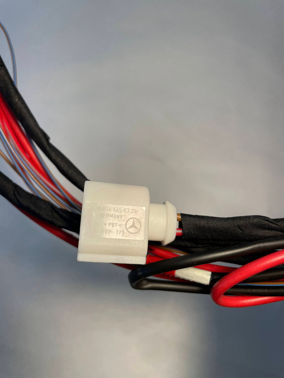 MBZ Frame Floor Unit Electrical Cable - 210-540-75-35 - For MBZ W210 E230