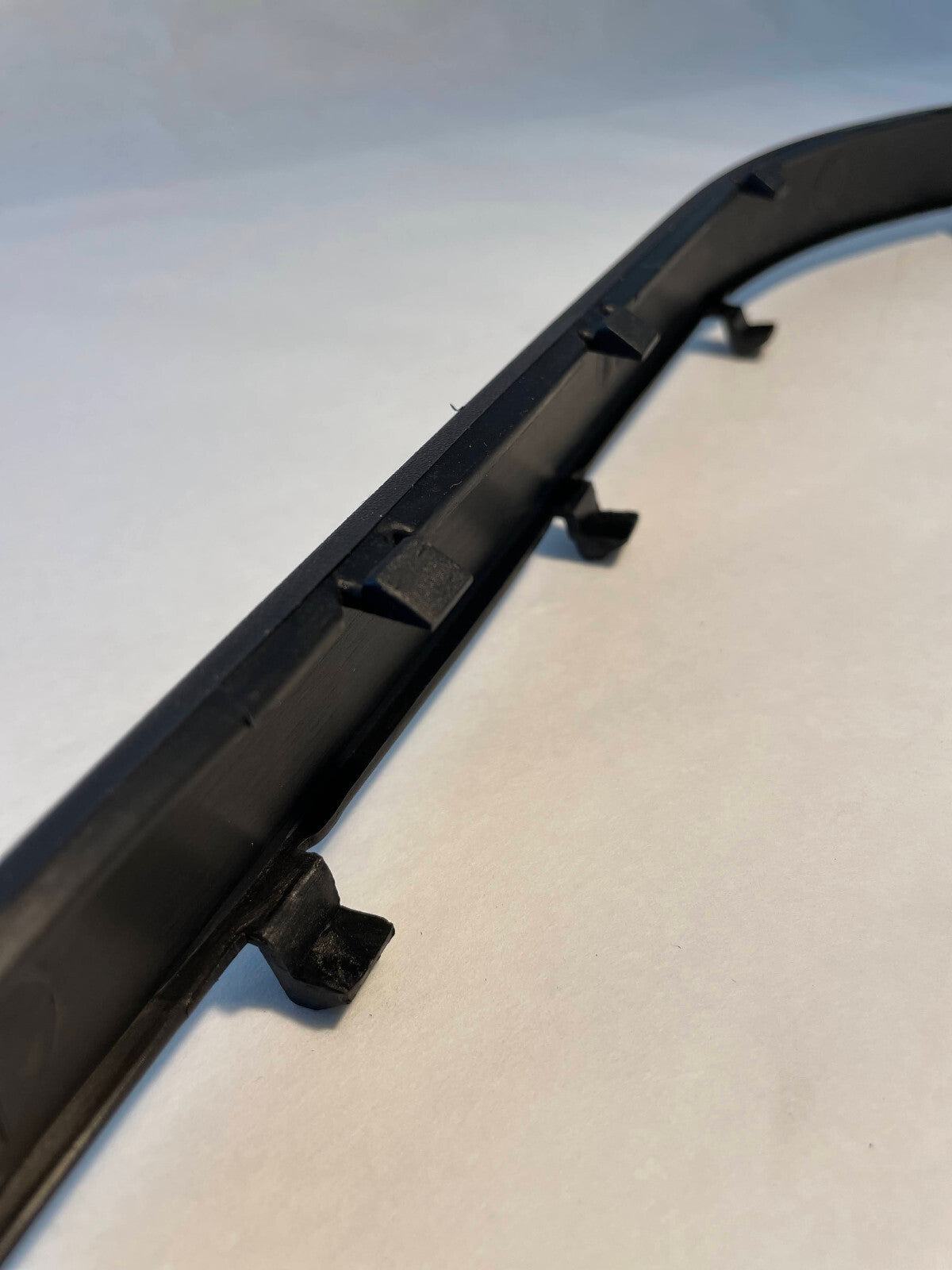 ZGL Front Bumper RH Covering Molding - 51-11-8-226-562 - For BMW 540i & 528i