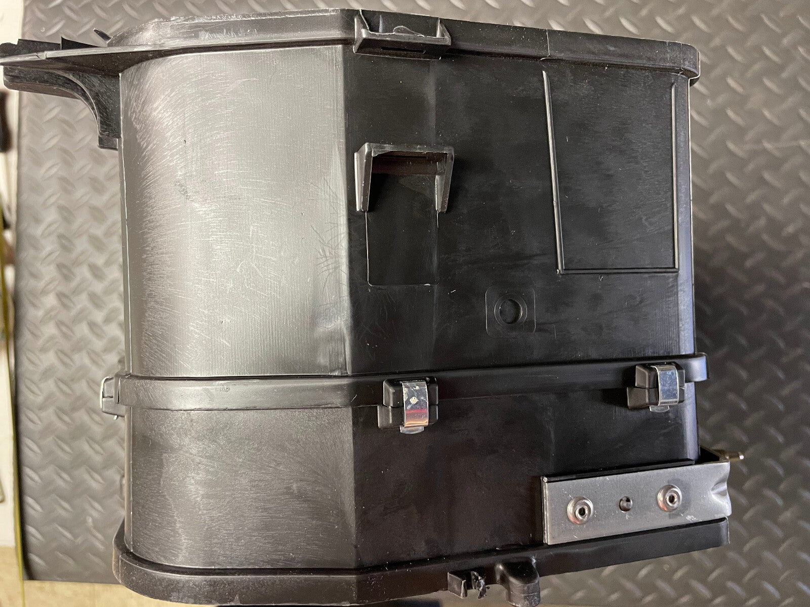 Mercedes-Benz HVAC Blower Motor Housing - 202-830-51-03 - Fits MBZ C280 & More